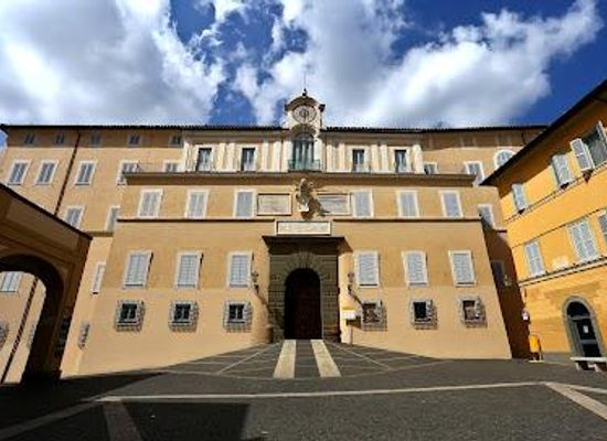 vatican-city/vatican-pinacoteca/attraction/palazzo-pontificio