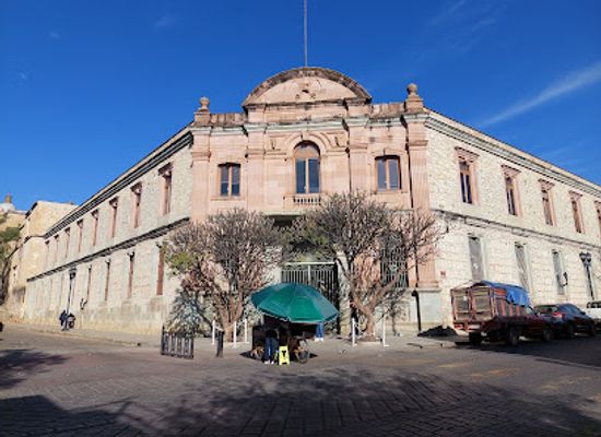 mexico/oaxaca/centro-historico/attraction/jardin-etnobotanico-de-oaxaca