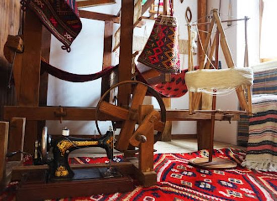 greece/skiathos/attraction/skiathitiko-spiti