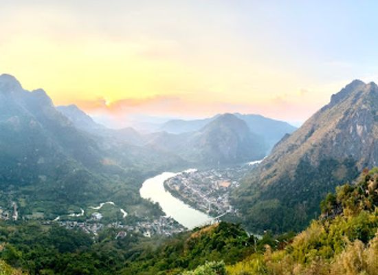 laos/northern-laos/attraction/nong-khiaw-viewpoint