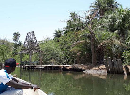 the-gambia/bakau/attraction/makasutu
