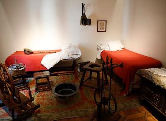 spain/madrid/attraction/cervantes-birthplace-museum