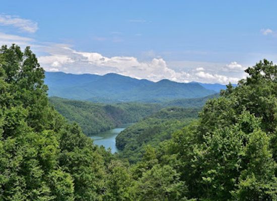 north-carolina/great-smoky-mountains/attraction/fontana-lake-overlook