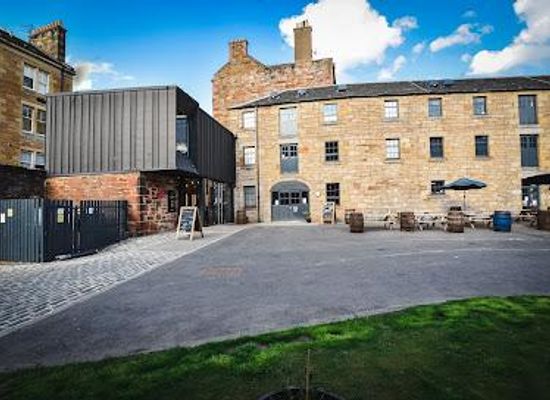 united-kingdom/edinburgh/attraction/holyrood-distillery
