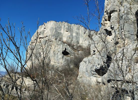 bulgaria/gabrovo/attraction/neolitna-peshchera