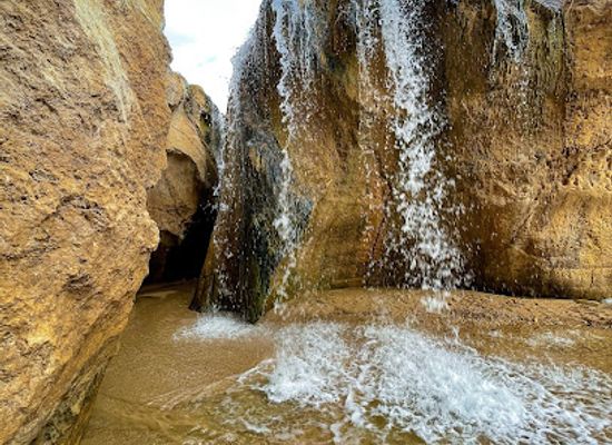 tunisia/the-djerid/attraction/tamaghza-el-gdima
