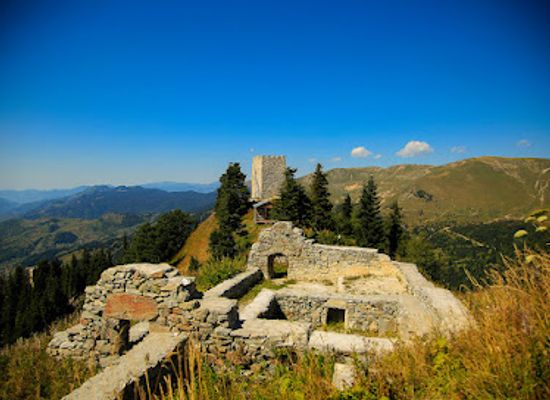 georgia/khevi/attraction/khikhani-fortress