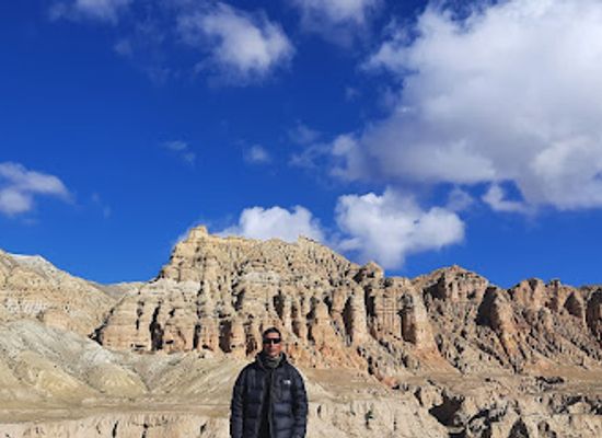 nepal/upper-mustang/attraction/jhong-cave