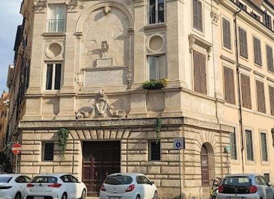 italy/rome/attraction/palazzo-del-banco-di-santo-spirito