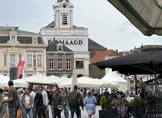 netherlands/rijnmond/attraction/stadsschouwburg-de-maagd