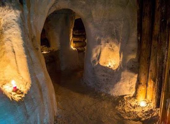 latvia/ventspils/attraction/riezupe-sand-caves