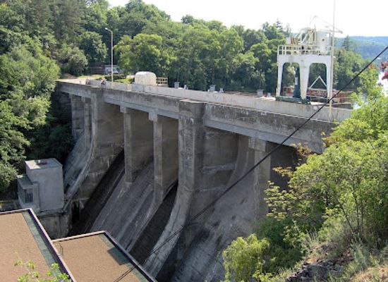 czechia/moravia/attraction/brno-dam
