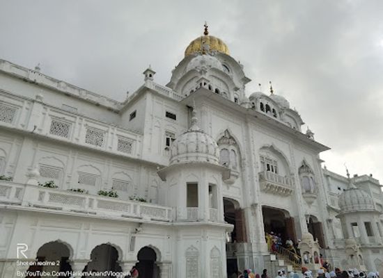 india/amritsar/attraction/gol-bagh