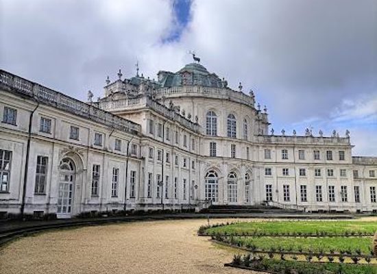 italy/turin/attraction/palazzina-di-caccia-di-stupinigi