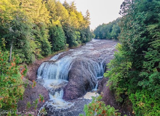 michigan/upper-peninsula/attraction/potawatomi-and-gorge-waterfalls