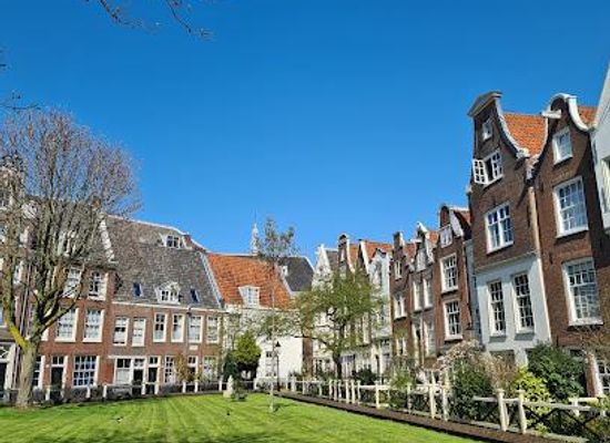 netherlands/vechtstreek/attraction/begijnhof