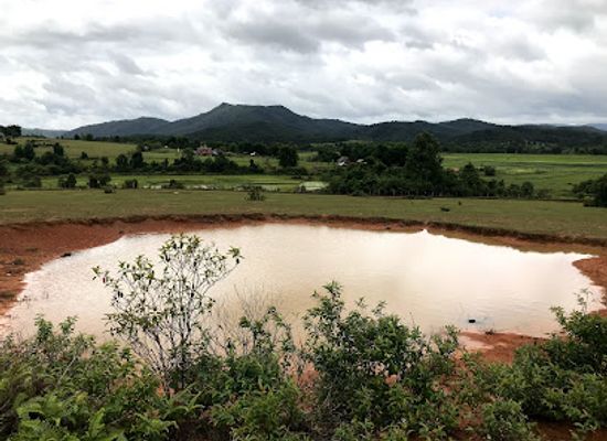laos/xaisomboun-province/attraction/ban-khai-bomb-crater