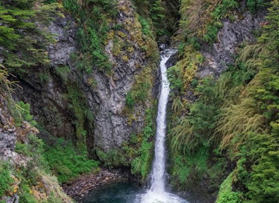 argentina/villa-la-angostura/attraction/waterfall-rio-bonito