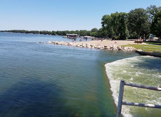 iowa/iowa-great-lakes/attraction/orleans-beach-area