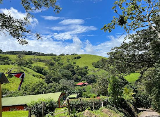 costa-rica/tilaran-range/attraction/la-piedra-del-indio-waterfalls