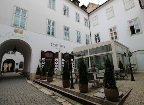 hungary/sopron-wine-region/attraction/lenck-atjaro