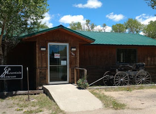 wyoming/medicine-bow-national-forest/attraction/elk-mountain-museum