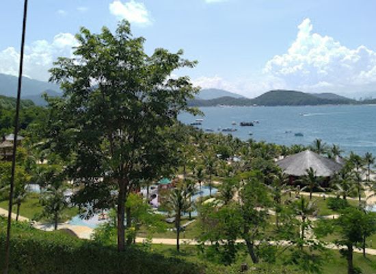 vietnam/southeast/attraction/dao-hon-tam