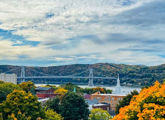 new-york/catskill-mountains/attraction/walkway-over-the-hudson-state-park