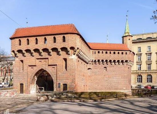 poland/krakow/attraction/krakow-barbican