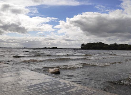 ireland/county-westmeath/attraction/lough-ennell-view