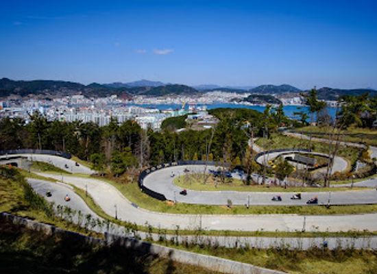 south-korea/north-gyeongsang-province/attraction/skyline-luge-tongyeong