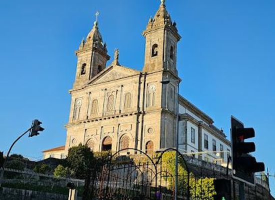 portugal/minho/attraction/church-of-the-lord-of-bonfim