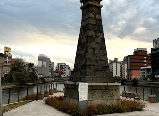 japan/fukuoka/nakasu/attraction/lantern-marker-trademark-for-the-fukuoka-hakata-families