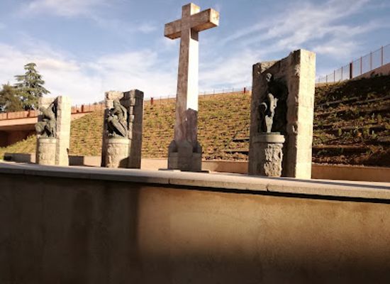 spain/badajoz/attraction/bulwark-of-the-trinity