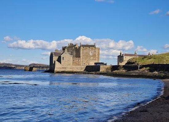 united-kingdom/midlothian/attraction/blackness-castle