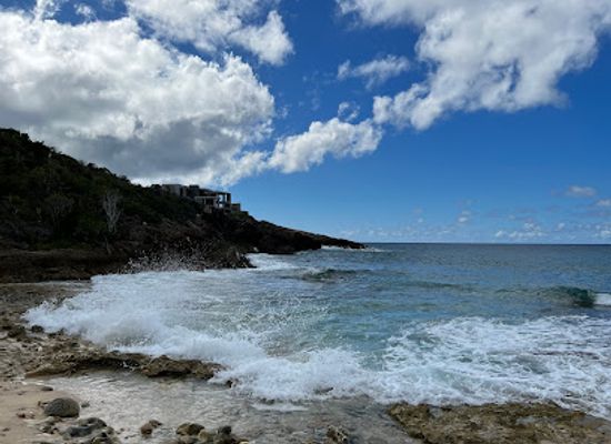 anguilla/long-bay-village/attraction/black-garden-bay