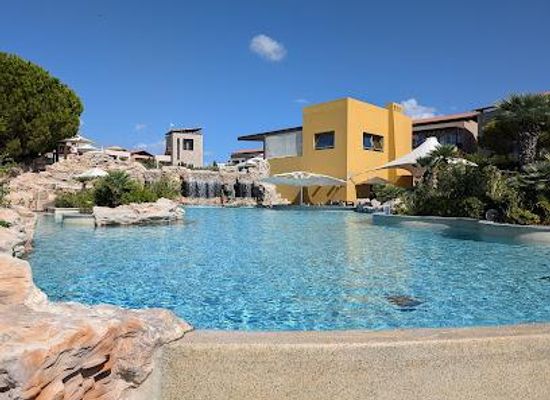 greece/peloponnese/attraction/costa-navarino