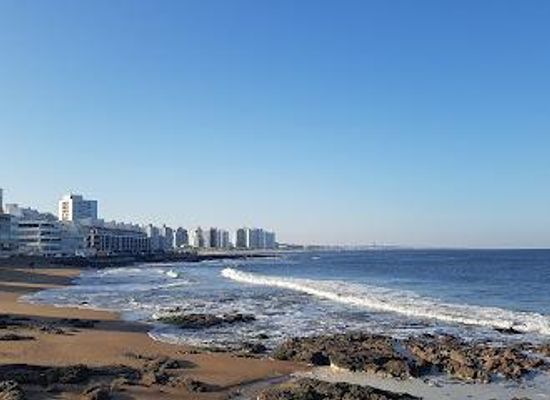 uruguay/punta-del-este/attraction/el-emir-beach