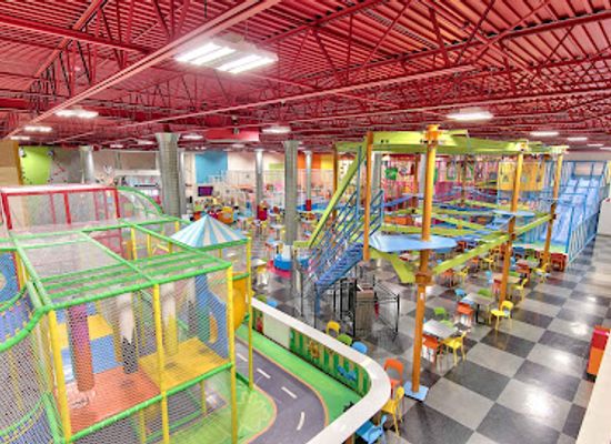 canada/lanaudiere/attraction/megamaze-amusement-center