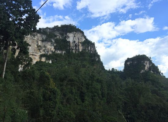 philippines/northern-mindanao/attraction/bluewater-cave