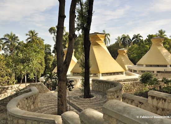 haiti/petionville/attraction/urbain-de-martissant-habitation-leclerc-national-park