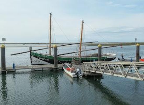 portugal/algarve/attraction/caique-bom-sucesso