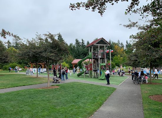 washington/bellevue/crossroads/attraction/crossroads-park