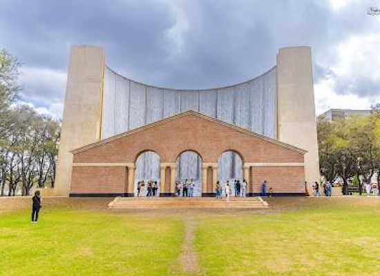 texas/the-woodlands/attraction/gerald-d-hines-waterwall-park