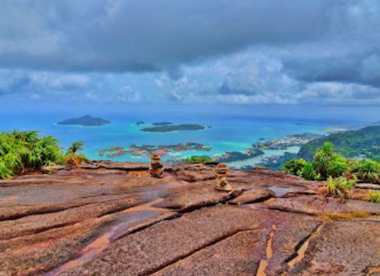 seychelles/praslin/attraction/copolia-trail