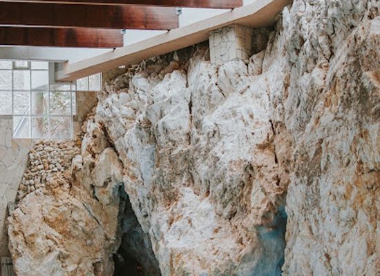 hungary/kunsag/attraction/miskolctapolca-cave-bath