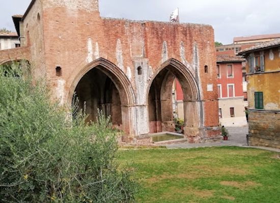 italy/siena/attraction/fonte-nuova-d-ovile