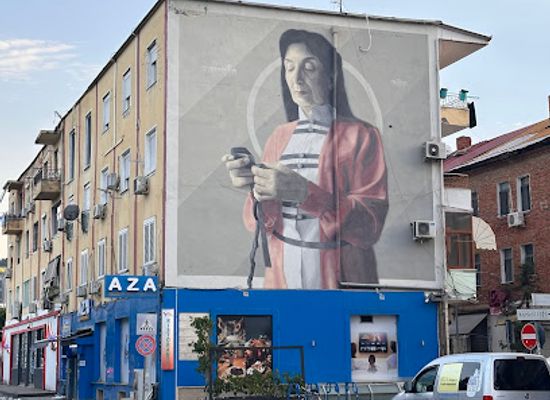 albania/tirana-plain/attraction/nena-theic-licuado-muaral