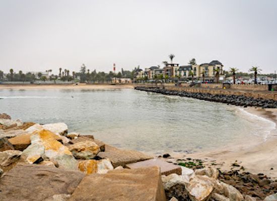 namibia/namib-desert/attraction/swakopmund-mole