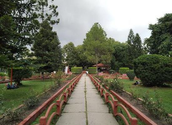 nepal/patan/attraction/ratna-park